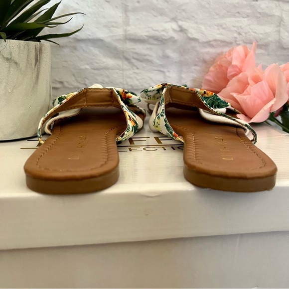 White Tropical Bow Sandals - Picture 7 of 9